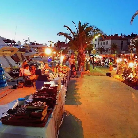 Rogoznica/sibenik Riviera 40369 דירה *